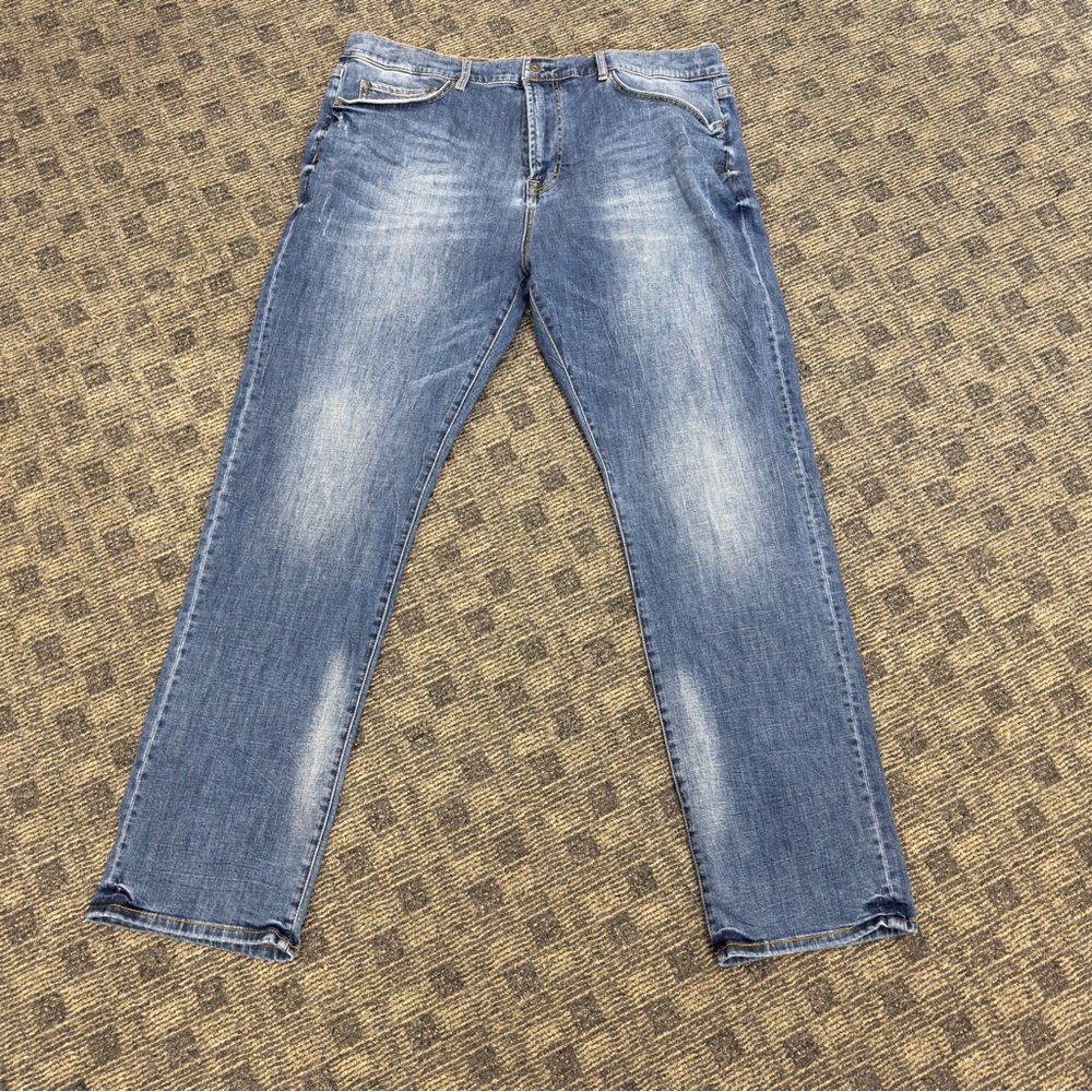 Joseph Abboud Light Blue Straight‎ Jeans